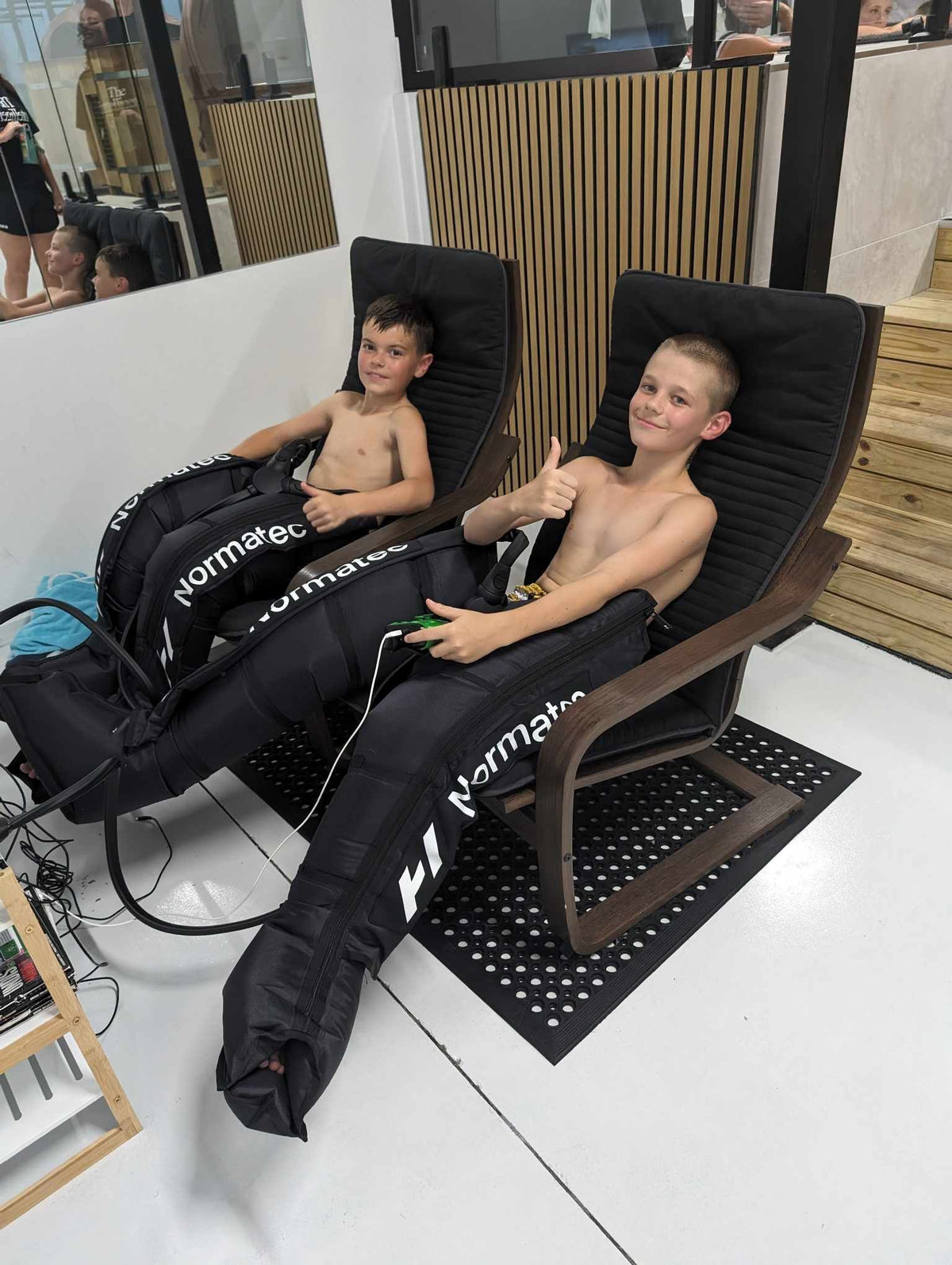 Youth recovery sessions at Between Rounds